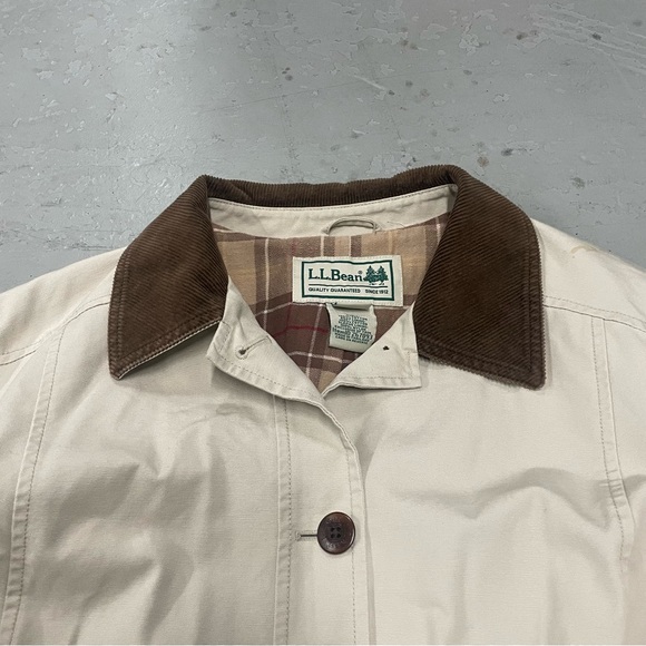 LL Bean Beige Barn Chore Jacket Womens Corduroy Collar Size Large - Picture 7 of 7